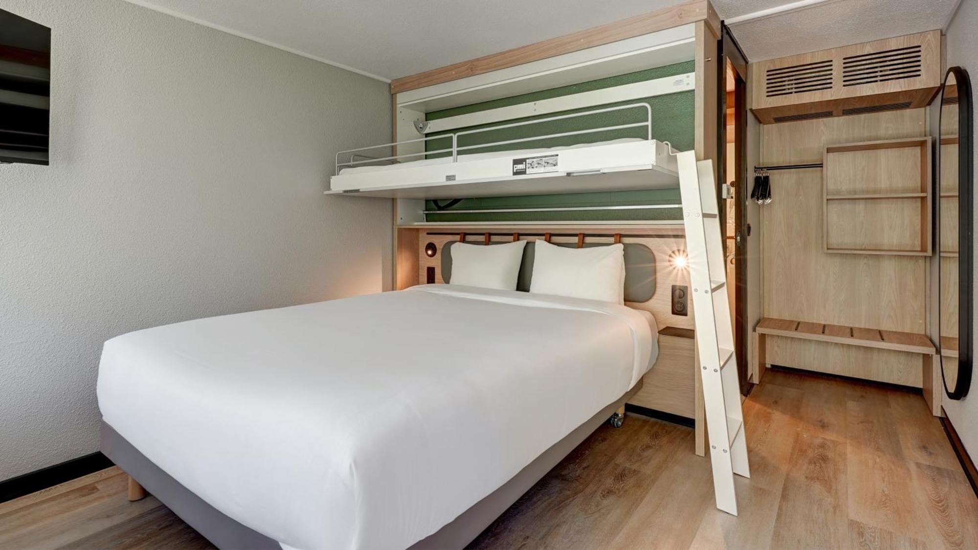Campanile - Le 3*